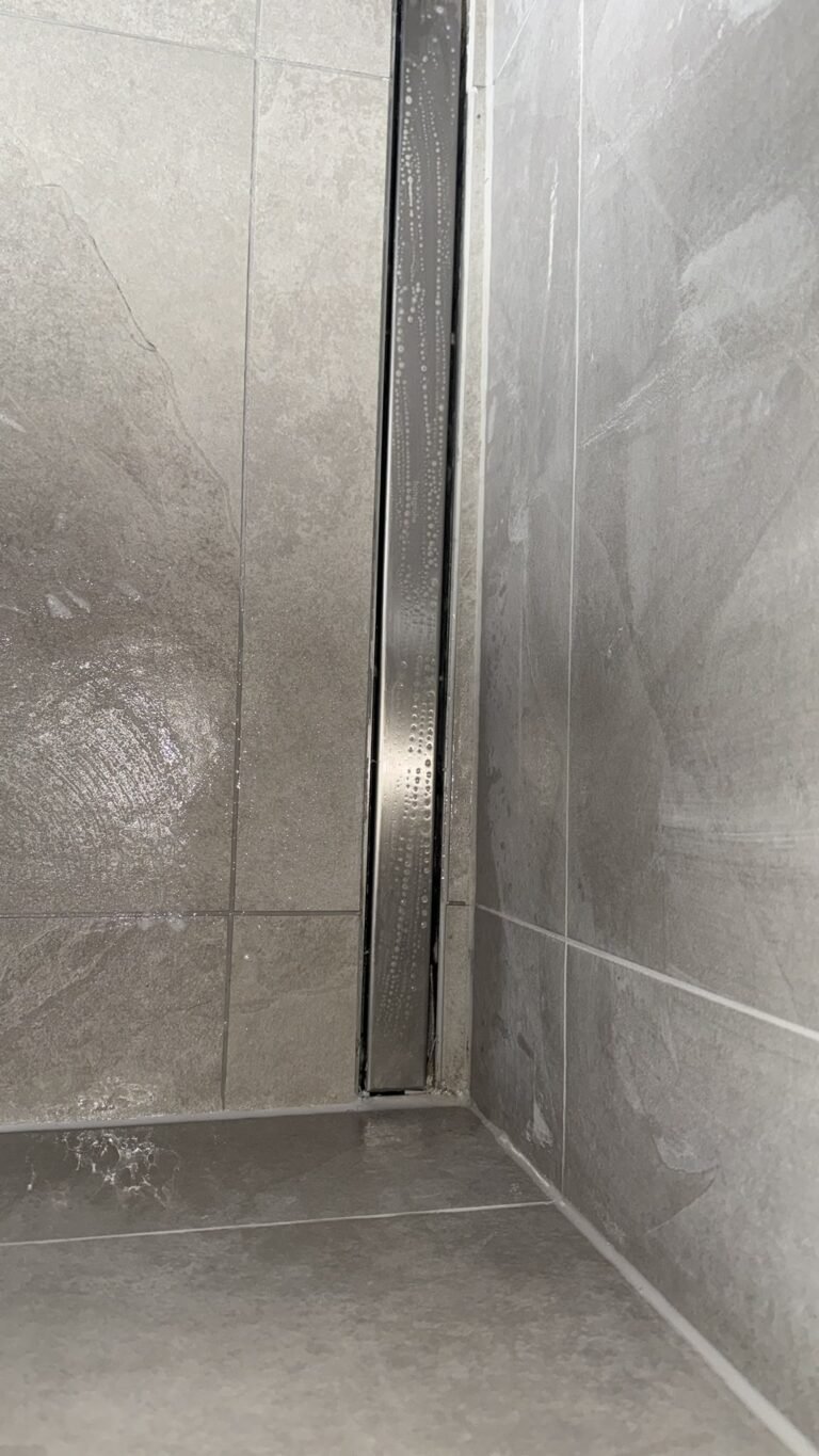 Étanchéité sous carrelage – carreleur Poitiers
