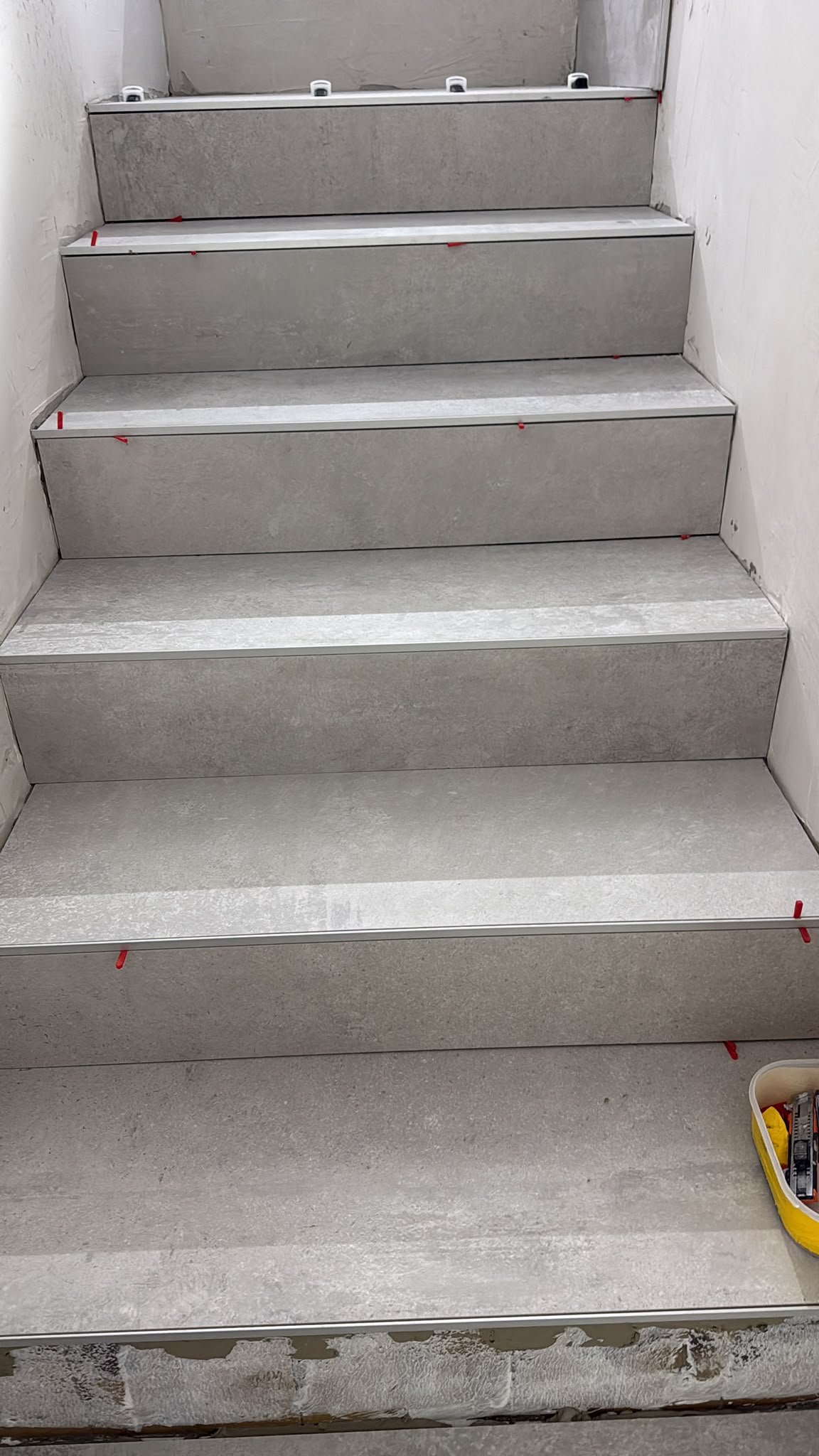 Balcon & escalier extérieur – carreleur Poitiers